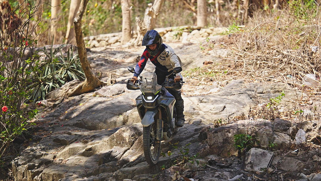 CFMoto450MT vs RE Himalayan 450
